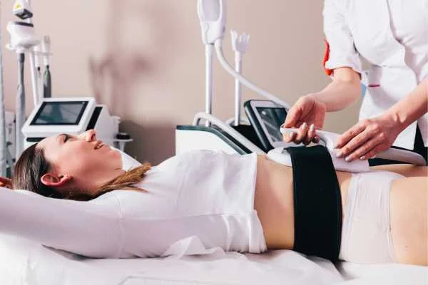 woman having body sculpting to help improve her body image and her mental health Hounslow Heath